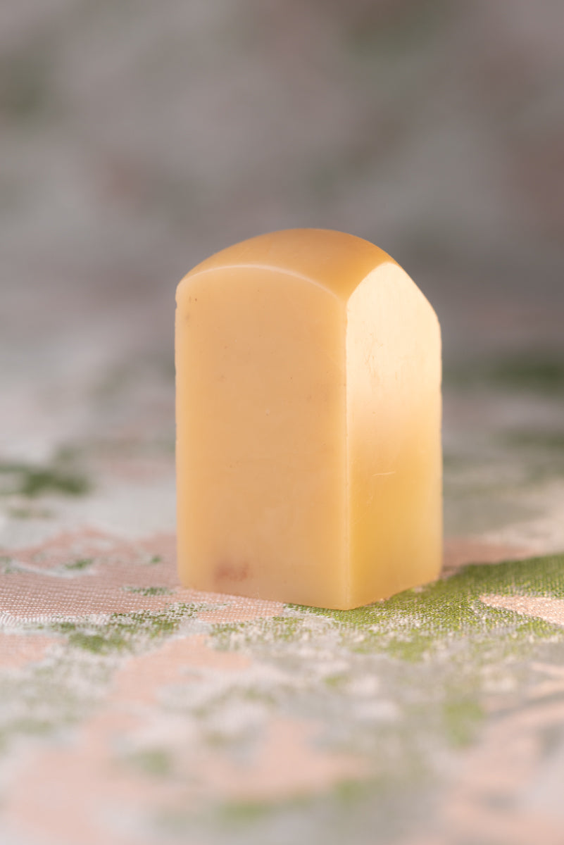 【一点物】寿山石 芙蓉 サイズ:20x21x36mm 篆刻 印材 寿山石 印石 てんこく 材料 天然 石 楽しい 手彫り QS-017