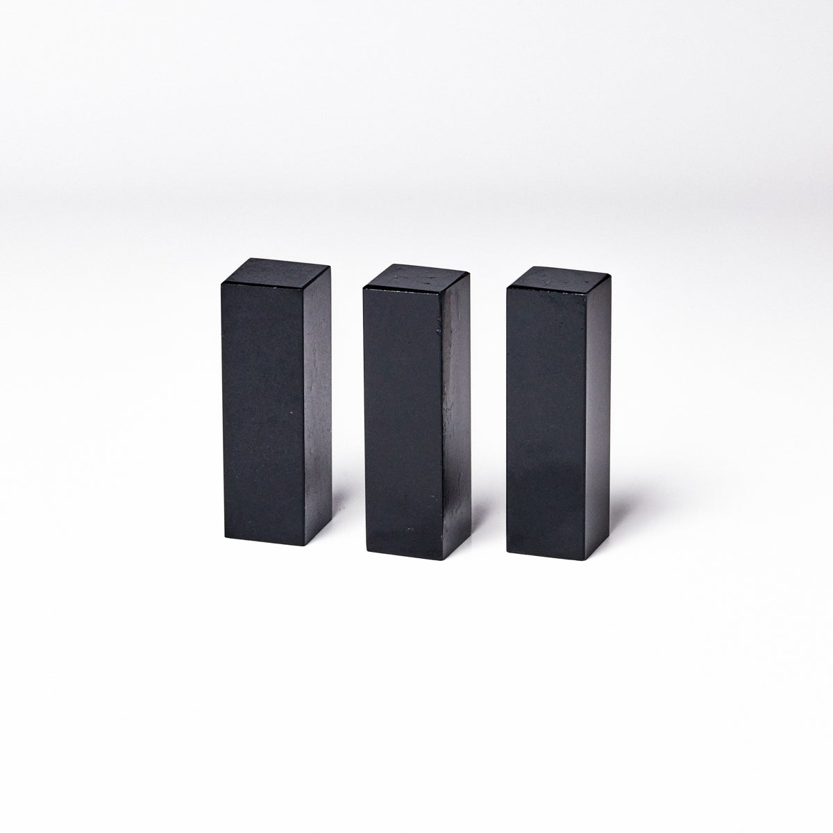 Liao Frost Stone 1.5x1.5x5cm (Set of 3)