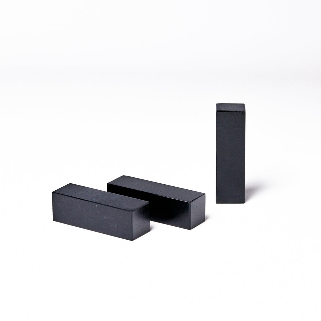 【遼凍石】1.5x1.5x5cm（三点セット） 側款に最適 側款練習用 産地厳選 書 書法 篆刻 印材 初心者 練習石
