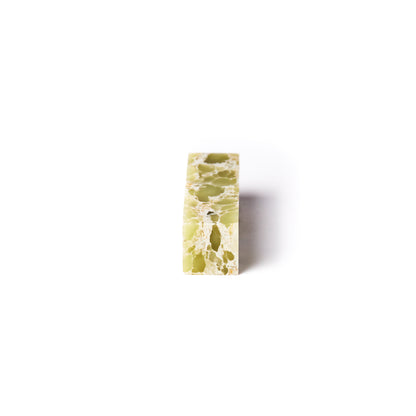 【青田石 葡萄】　1.5x1.5x5cm 産地厳選 書道 篆刻 雅号印 落款印 印材 押印 「彫りやすく初心者でも扱いやすい」 仮名 中字 大字仮名 半紙細字 中字作品