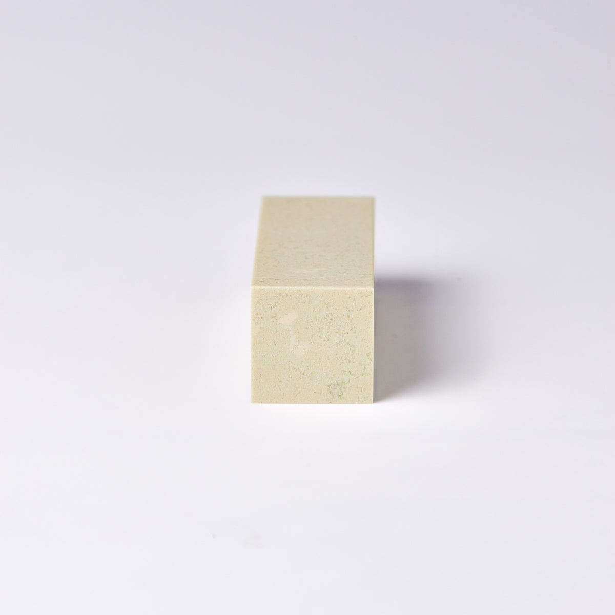 青田石 新鉱 瓦纽】 1.5x1.5x5cm 産地厳選 書道 篆刻 雅号印 落款印