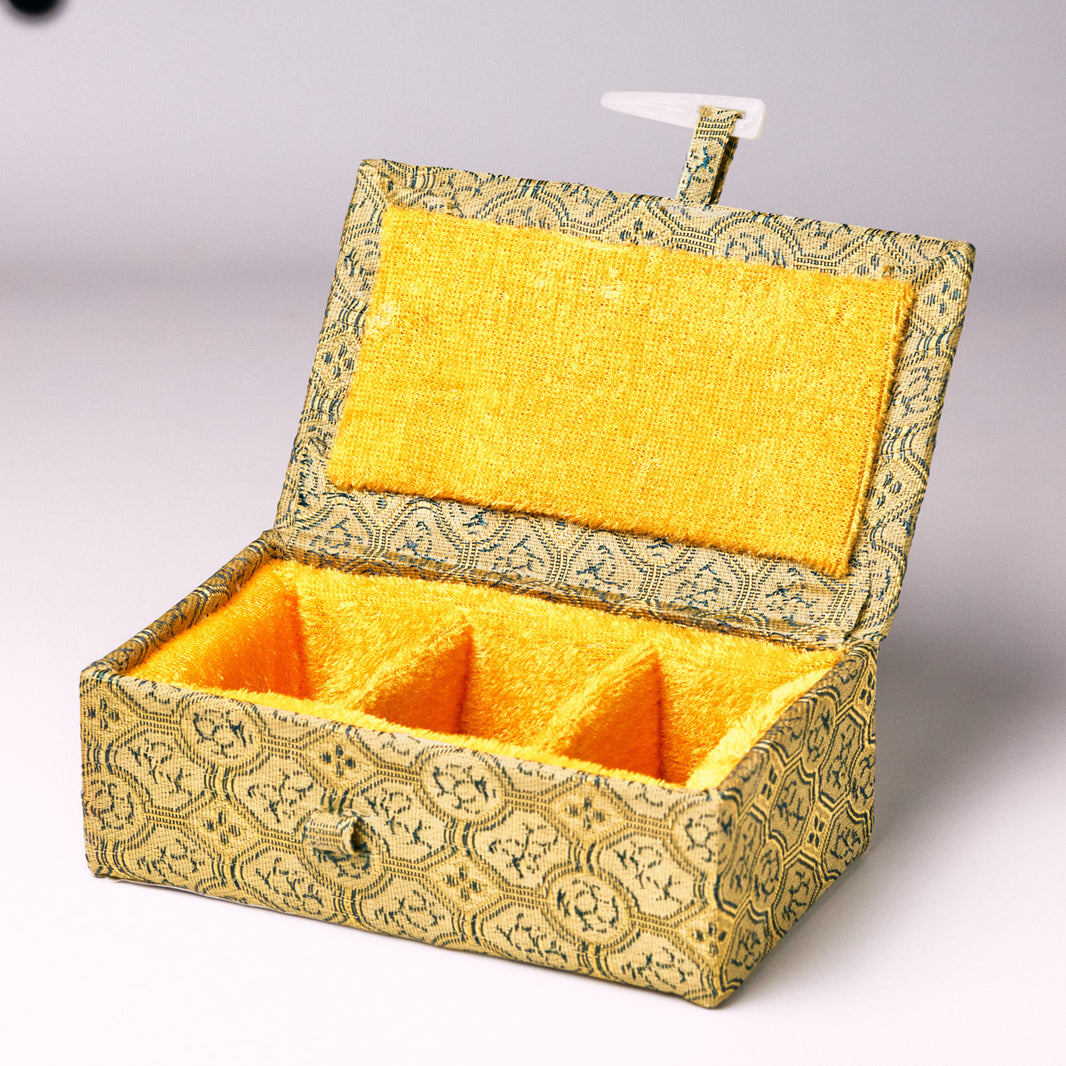 XLサイズ・篆刻印収納・錦布張りの印鑑専用ケース アジア篆芸  3x3x5cm（３顆組）