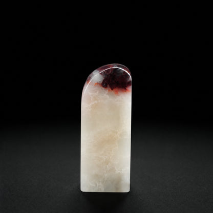 【逸品印材】巴林石 紅花俏色凍石 サイズ：28x28x44mm 篆刻 印材 巴林石 印石 てんこく 材料 天然 石 楽しい 手彫り