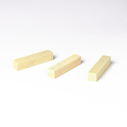 【青田石 新鉱】1x1x5cm（三点セット）産地厳選 書道 篆刻 雅号印 落款印 印材 押印 「彫りやすく初心者でも扱いやすい」 仮名 中字 大字仮名 半紙細字 中字作品