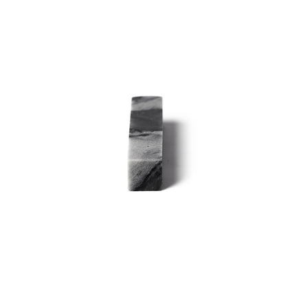 Ink jade frozen stone 1x1x5cm