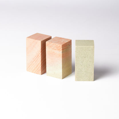 【青田石 新鉱】2.5x2.5x5cm（三点セット）産地厳選 書道 篆刻 雅号印 落款印 印材 押印 「彫りやすく初心者でも扱いやすい」 仮名 中字 大字仮名 半紙細字 中字作品