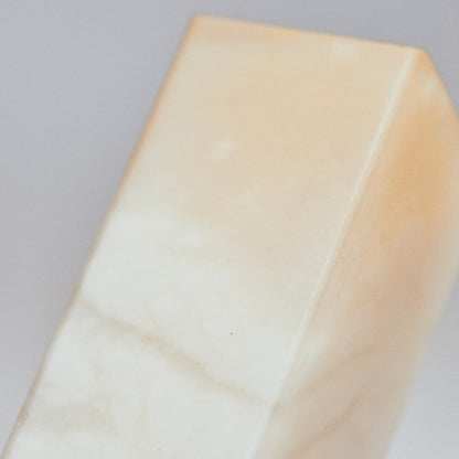 Kunlun Frozen Stone, Lychee, 2x2x5cm