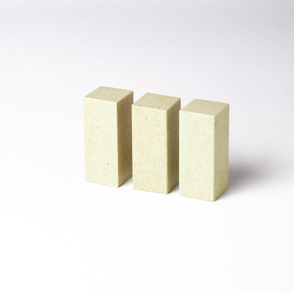 【青田石 新鉱】2x2x5cm（三点セット） 産地厳選 書道 篆刻 雅号印 落款印 印材 押印 「彫りやすく初心者でも扱いやすい」 仮名 中字 大字仮名 半紙細字 中字作品