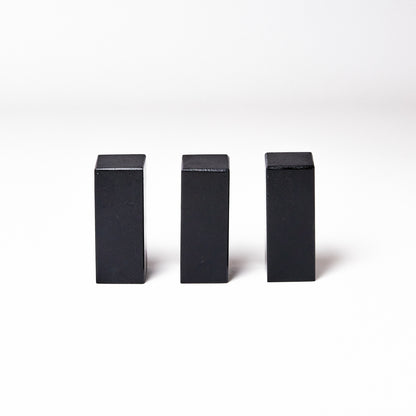 【遼凍石】2x2x5cm（三点セット） 側款に最適 側款練習用 産地厳選 書 書法 篆刻 印材 初心者 練習石