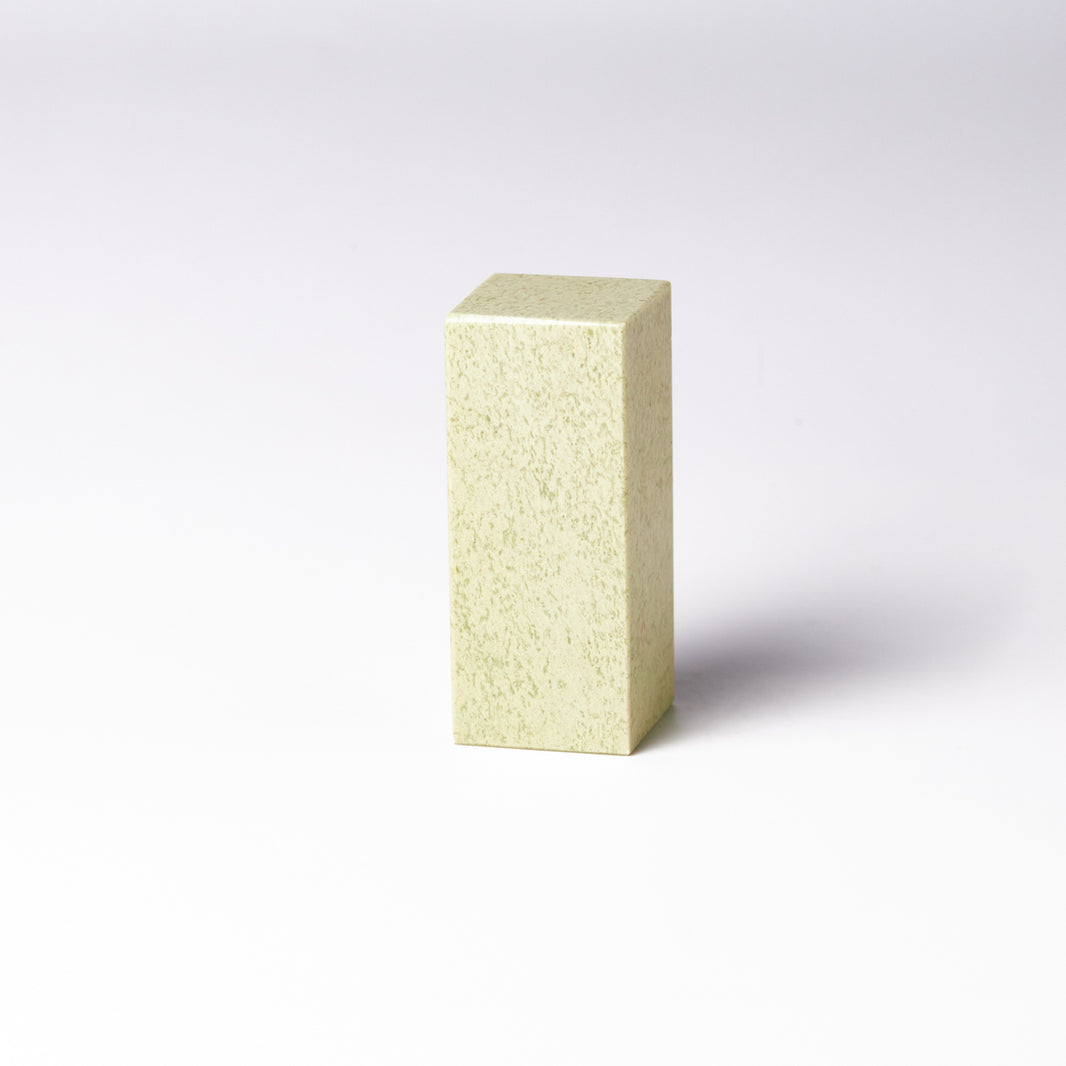 【青田石 新鉱】2x2x5cm 産地厳選 書道 篆刻 雅号印 落款印 印材 押印 「彫りやすく初心者でも扱いやすい」 仮名 中字 大字仮名 半紙細字 中字作品
