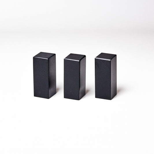 Liao Frost Stone 2x2x5cm (set of 3)