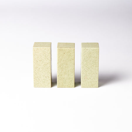 【青田石 新鉱】2x2x5cm（三点セット） 産地厳選 書道 篆刻 雅号印 落款印 印材 押印 「彫りやすく初心者でも扱いやすい」 仮名 中字 大字仮名 半紙細字 中字作品