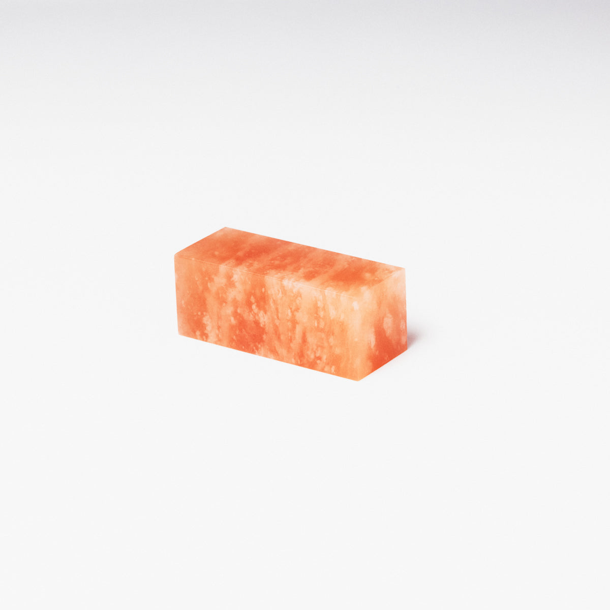 Kunlun colored frozen stone 2x2x5cm