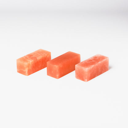 【崑崙石 彩凍】2x2x5cm（三点セット） 産地厳選 書 篆刻 印材ソープストーン スタンプブランク 天然石シール ワックススタンプ ジュエリー作り 彫刻 研磨