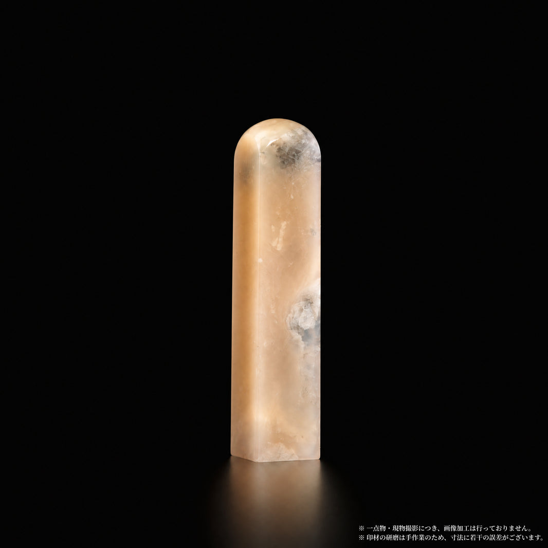 巴林石 彩石 白地墨点 1.3×1.3×6.3cm 別角度
