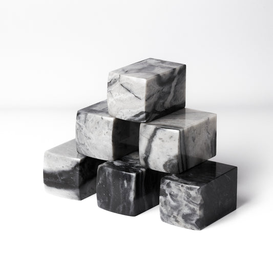 Ink jade frozen stone 3x3x5cm