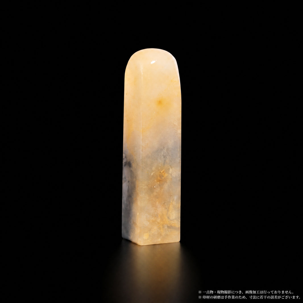 巴林石 彩石 黄地灰墨 1.27×1.27×5.3cm 別角度