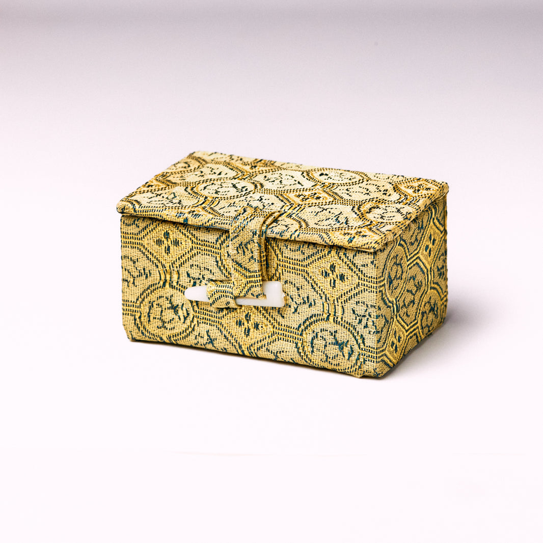 大サイズ・篆刻印収納・錦布張りの印鑑専用ケース アジア篆芸  2.5x2.5x5cm