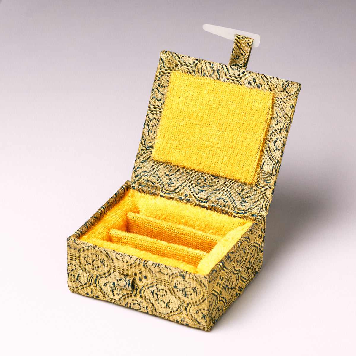 ミニサイズ・篆刻印収納・錦布張りの印鑑専用ケース アジア篆芸 1x1x5cm（３顆組）