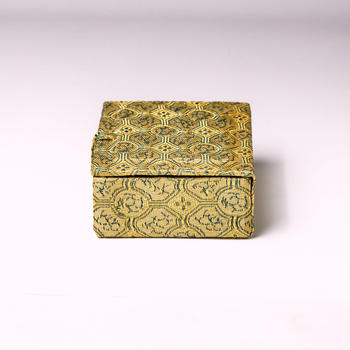 中サイズ・篆刻印収納・錦布張りの印鑑専用ケース アジア篆芸 2.5x2.5x5cm（３顆組）