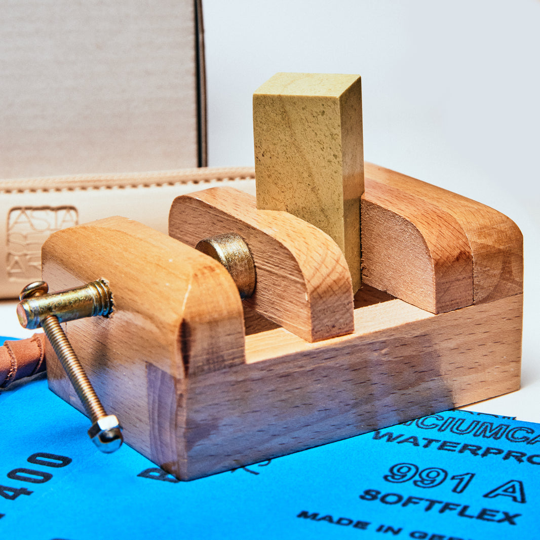 Seal carving set