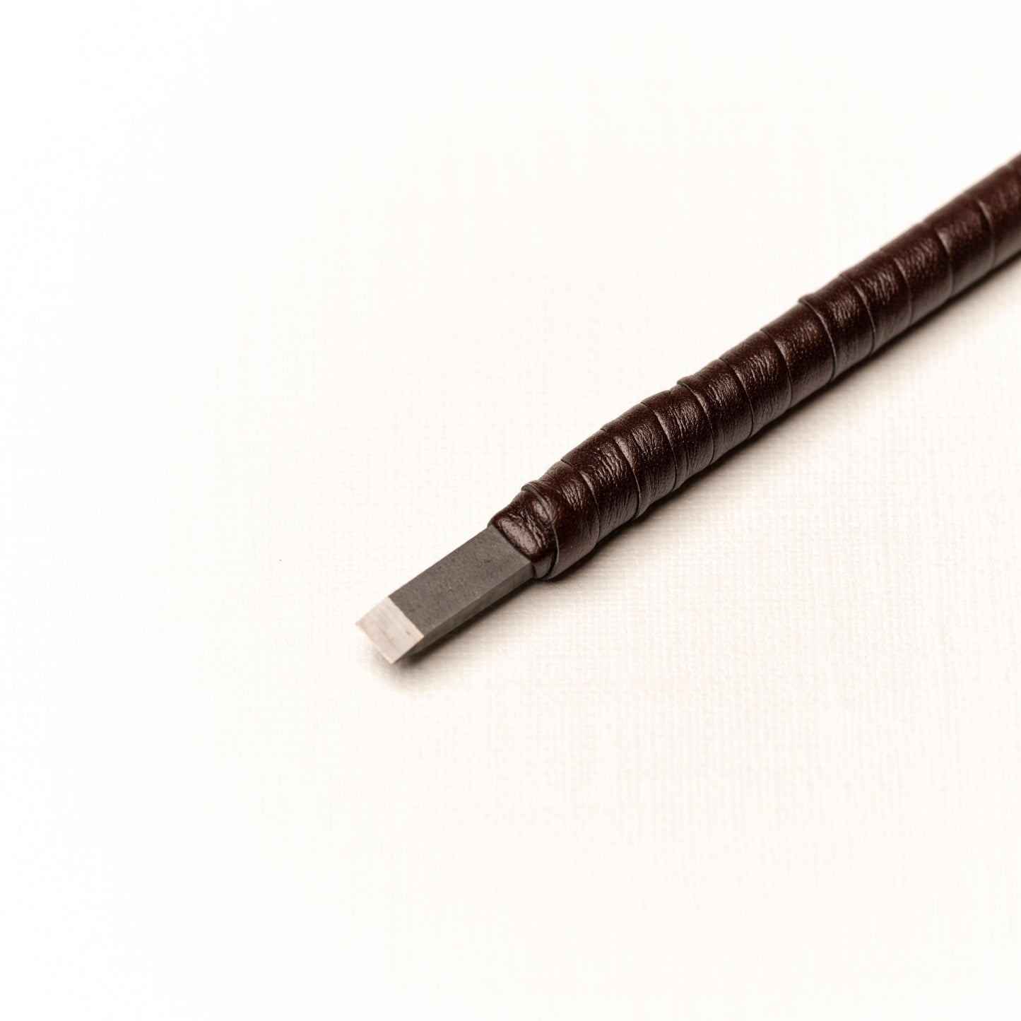 篆刻刀 印刀 角型 革巻き 両刃 初心者向け 5mm タングステン鋼製 職人手作り