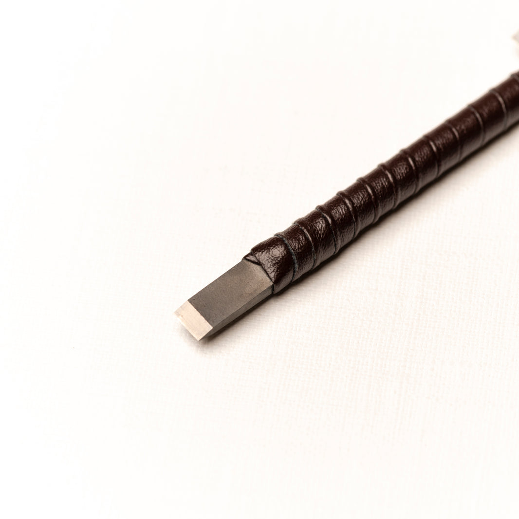 篆刻刀 印刀 角型 革巻き 両刃 初心者向け 6.5mm タングステン鋼製 職人手作り