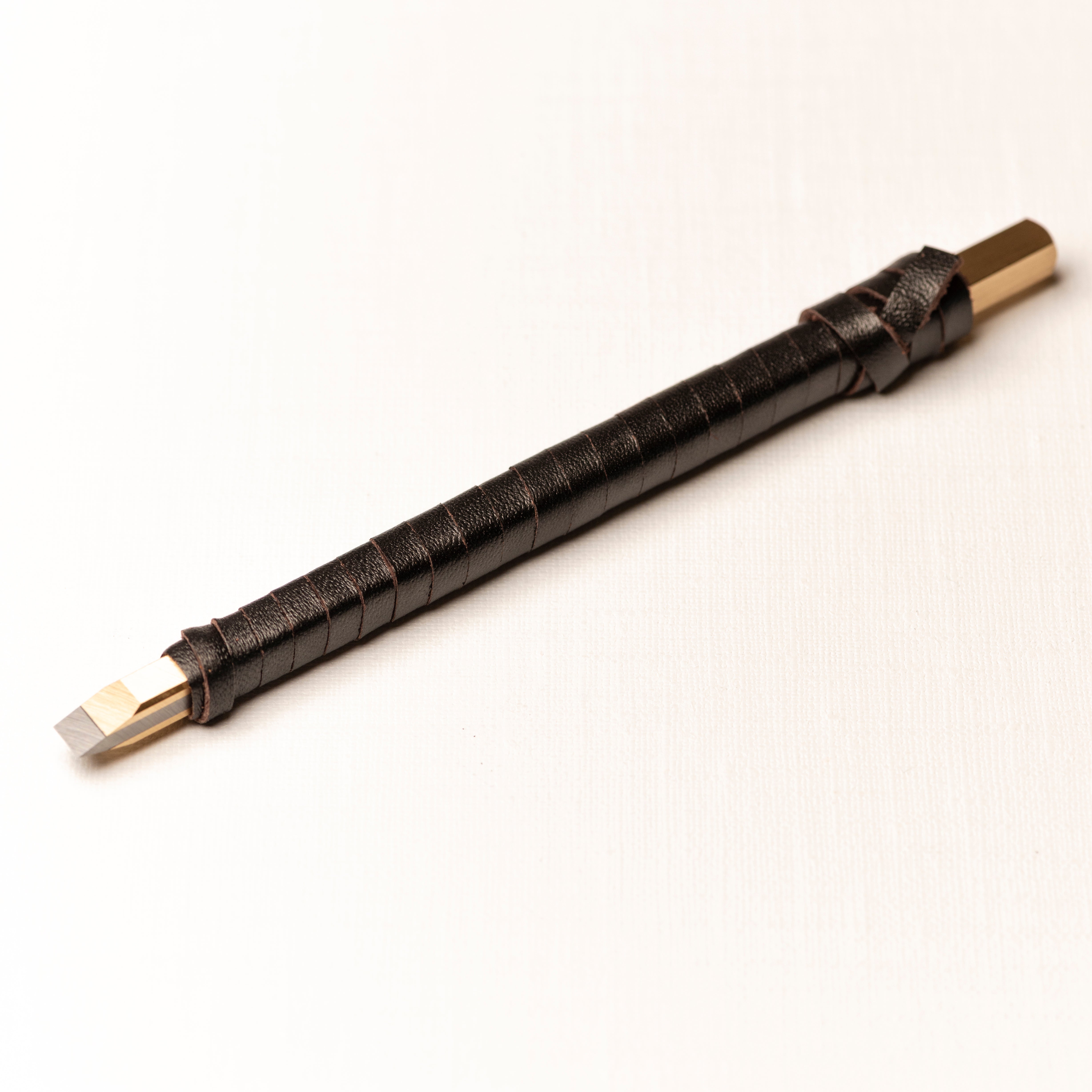 篆刻刀 印刀 角型 革巻き 両刃 プロ向け 6mm タングステン鋼製 職人