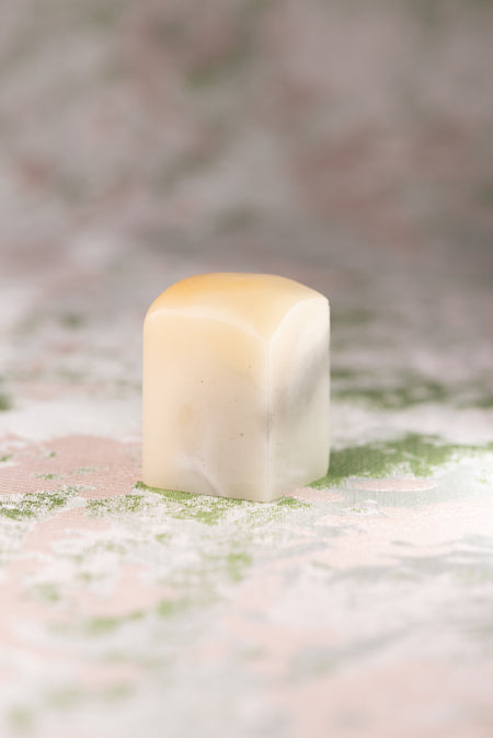 【一点物】寿山石 芙蓉 サイズ：23x23x32mm 篆刻 印材 寿山石 印石 てんこく 材料 天然 石 楽しい 手彫り QS-019