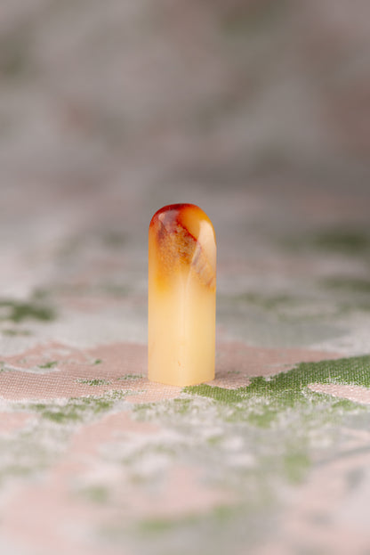 【一点物】寿山石 芙蓉 サイズ：7x7x28mm 篆刻 印材 寿山石 印石 てんこく 材料 天然 石 楽しい 手彫り QS-021